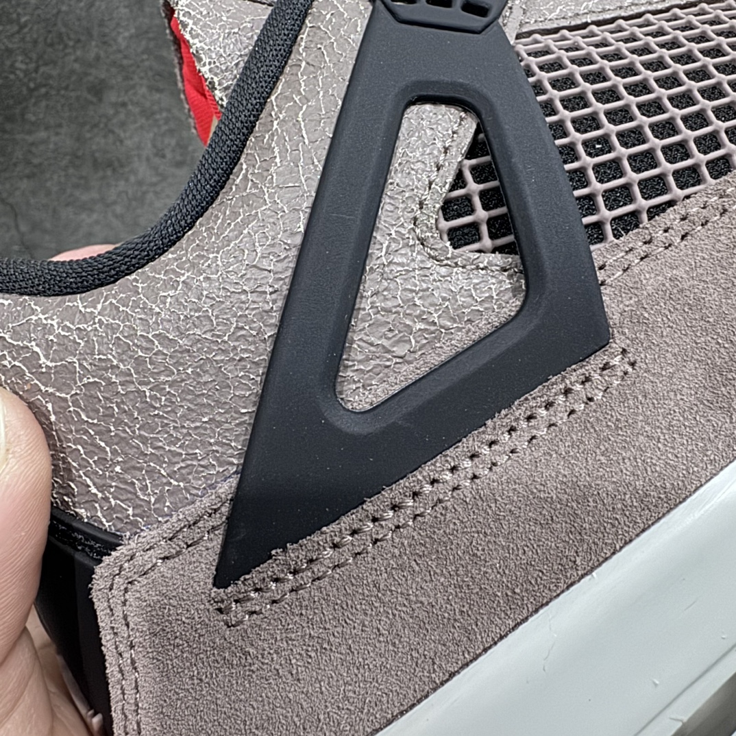 图片[2]-【KW纯原】 Air Jordan AJ4 Retro黑棕摩卡 龟裂纹 DB0732-200nn耗时多个月巨作 重金购买原楦原纸板确保原汁原味 完美呈现四代版型正确鞋头弧度 原装鞋舌织唛标n原厂TPU网格 不打皱 原厂电控针车系统原厂港宝加持 正确后跟弧度 细节随意对比市面任何版本‼️n原厂织唛标 市面唯一采用原装皮料正确网格工艺 全方位一致匹配官方细节全网唯一私模 最大尺码达到48.5码  尺码：40 40.5 41 42 42.5 43 44 44.5 45 45.5 46 47.5 48.5-莆田鞋批发中心