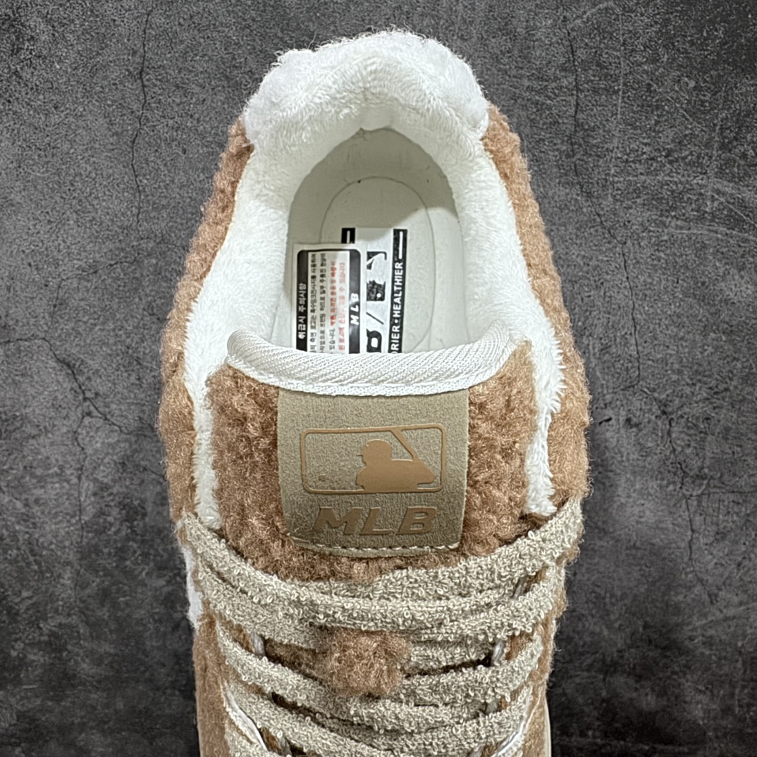 图片[8]-【纯原版】韩国洋基队NY大标潮流老爹鞋 MLB小白鞋市面上唯一顶级纯原版本 白棕羊羔毛 原材料打造 原楦原档案数据开发版型 完美鞋头弧度/后套收口效果🆚市面文案版本‼️ 原厂立体填充鞋舌海绵 中底注胶孔原数据开发模具大底 原厂转印标 保证不掉字 内增高6cm 原厂1：1模具开发 原厂进口纳米材质 原厂 全套手提袋 原盒雷射防伪标包装 天猫订单品质 官网尺码35 36 36.5 37.5 38 38.5 39 40 40.5 41 42 42.5 43 44 45-选品中心