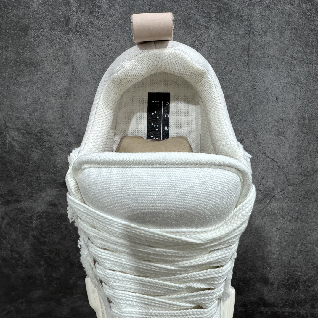 图片[8]-【广东纯原版本】xVessel 吴建豪 新款牛轧糖系列，真正莞产，做法顶级ZP复刻 于文文 李汶翰 罗一周 吴克群 刘逸云 白澍 田嘉瑞 明星同款 ！整体设计有一种巴黎世家和匡威的结合版简直搭配的不要太帅气啊，采用原版进口帆布面料质感超好！整鞋是采用原版硫化鞋的做法，整体暗藏锋芒，流露活力气场，让你自在掌控。 面料 进口帆布布料 内里 进口透气网布 全鞋身进口超弹海绵 35-45-选品中心