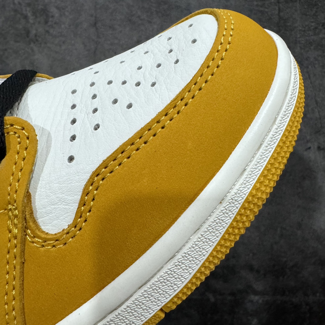 图片[9]-【莞产DG版本】Air Jordan 1 High OG \”Yellow Ochre\” 高帮 白黄脚趾 AJ1 乔丹1代 aj1 乔1 高邦 土黄 乔丹篮球鞋系列 DZ5485-701 鞋身采用了黄色、黑色和白色的组合，鞋面采用白色皮革呈现，搭配小麦色框架覆盖层，黑色的Wings Logo压印在鞋领附近黄色的牛皮革上，鞋舌标签也是采用的黄色底上黑色Nike Logo，侧身Swoosh LLogo及鞋领以黑色点缀，最后以白色中底搭配黄色外底结尾，完善整体设计。 尺码：36 36.5 37.5 38 38.5 39 40 40.5 41 42 42.5 43 44 44.5 45 46 47.5-选品中心