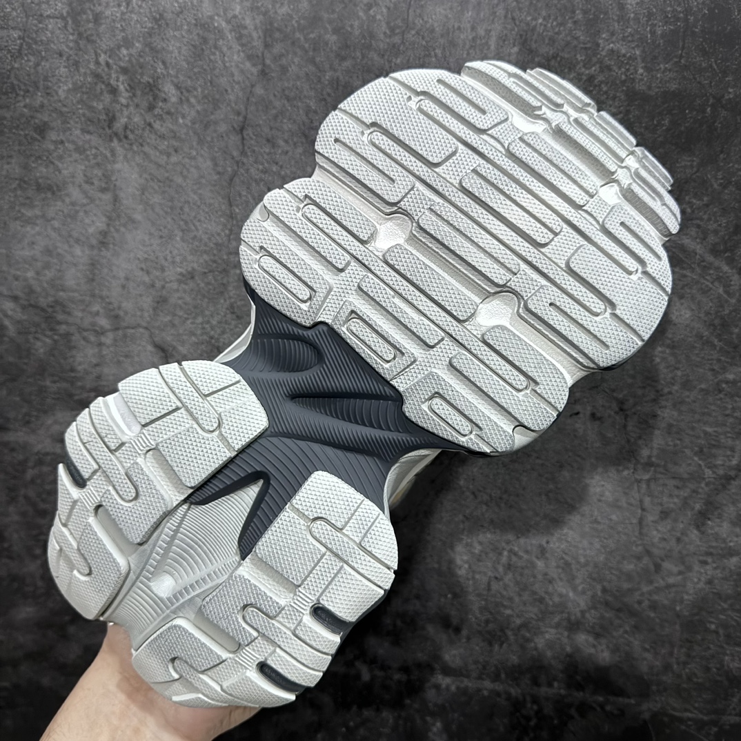 图片[9]-【OK版本】巴黎世家BALENCIAGA Cargo Sneaker 5XL 11代船型系列低帮复古阔型厚底底姥爹风潮流百搭休闲运动鞋“米白灰橘红做旧” 男女鞋配件防尘袋及附送鞋带 全部采用原档案原楦数据开发#1：1比例克重(轻度做旧效果!!) 原装EVA环保去臭环型鞋垫 开发7层私模,搭载轻量发泡EVA缓震中底,组合防滑橡胶大底 尺码：35-46-选品中心