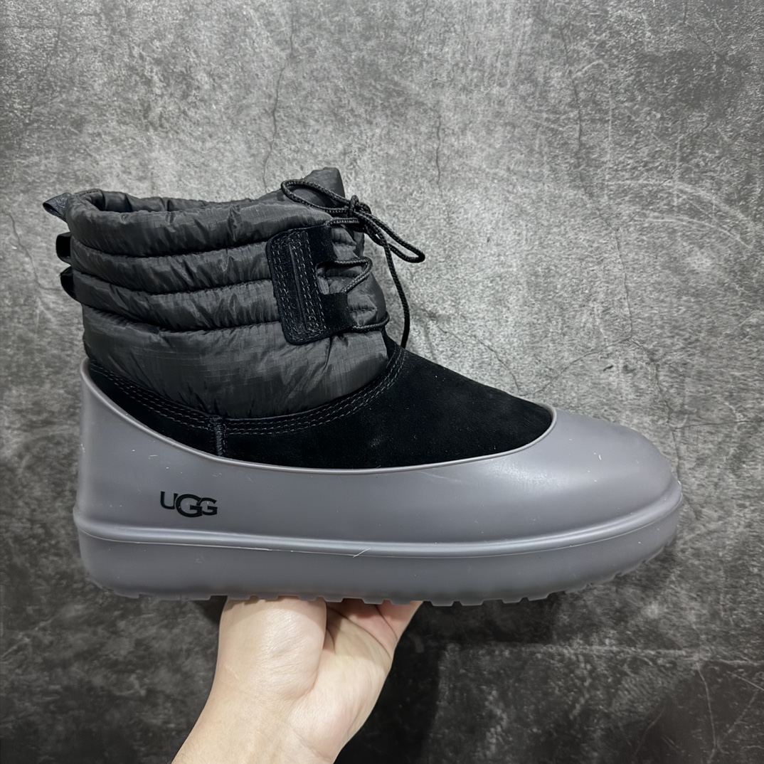 【公司级】UGG防水系带羽绒两穿情侣雪地靴(带鞋套) 羽绒靴筒设计,保暖好入脚,设计感拉满。尼龙设计,抗撕裂尼龙鞋面拼接,潮流满分。搭配鞋套防滑防脏,好打理。 颜色: 栗色 黑色 羚羊棕 米白 尺码:女35-40 男39-45-选品中心