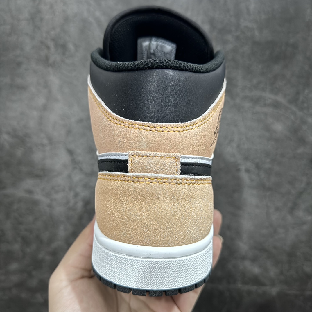 图片[4]-【DT版本】Air Jordan AJ1 Mid中帮 粉橙渐变 DX4332-800市面中低帮最具代表性版本没有之一 口碑大厂出品 品控大底版型不断改良更新 全套原纸板楦头开发 确保原汁原味 完美呈现版型 完美零毛边处理 原厂内置全掌气垫 价格定位良心 平台专用代工流水线出品 一眼公司既视感 拿到手的一瞬间就与众不同 碾压市面所有版本 全部原鞋开发 每一个配色都会采购原鞋确认细节 打破市面看图做货无好货之说SIZE：40 40.5 41 42 42.5 43 44 44.5 45 46-莆田鞋批发中心