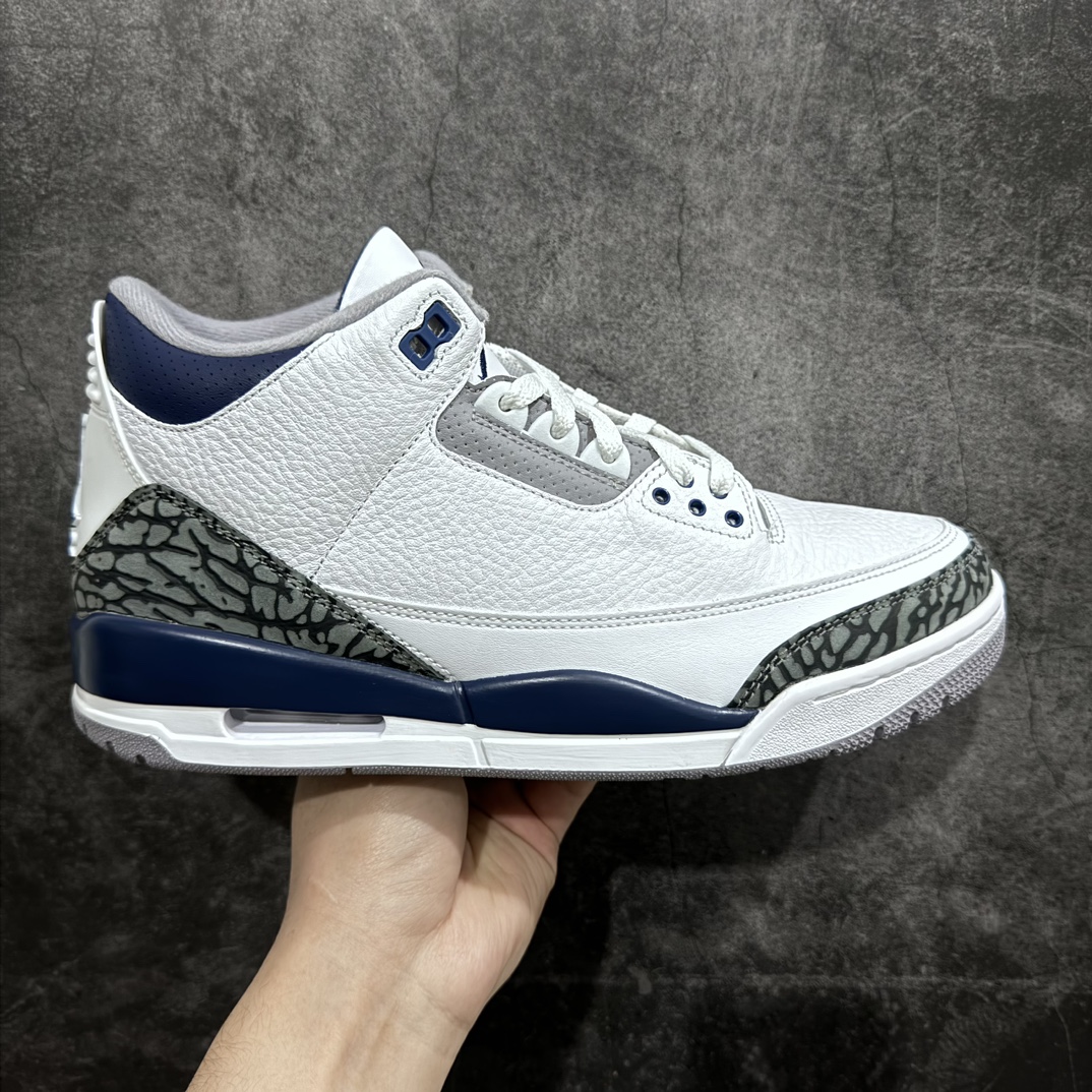 【纯原JS版本】Air Jordan AJ3 Midnight Navy复古灰蓝 CT8532-140 全套原纸板楦头开发 原厂大底磨具加持立体防滑纹理 原装可视Air Sole气垫 原汁原味最完美的三代版型 唯一正确鞋头趴度弧度高度鞋身腰线 原厂TPU彩虹扎染后跟饰片 正确内里反口里网布 皮料菱角分明不变形无多余毛边 广东原厂zp同批次手工大底描漆拉丝 市场唯一原厂鞋扣模具 原厂织唛标 原厂飞人电绣工艺 尾指中部跳三针 独家绑鞋带手法 印刷中底布 四线拉帮 米色美纹纸贴合固定 进口港宝加持 后跟自然饱满 全鞋荧光划线卡点 追求极致完美 每一双都是工艺品 多重QC质检 超越公司货的品控标准 实实在在的免检产品  尺码：40 40.5 41 42 42.5 43 44 44.5 45 46 47.5 48.5-莆田鞋批发中心