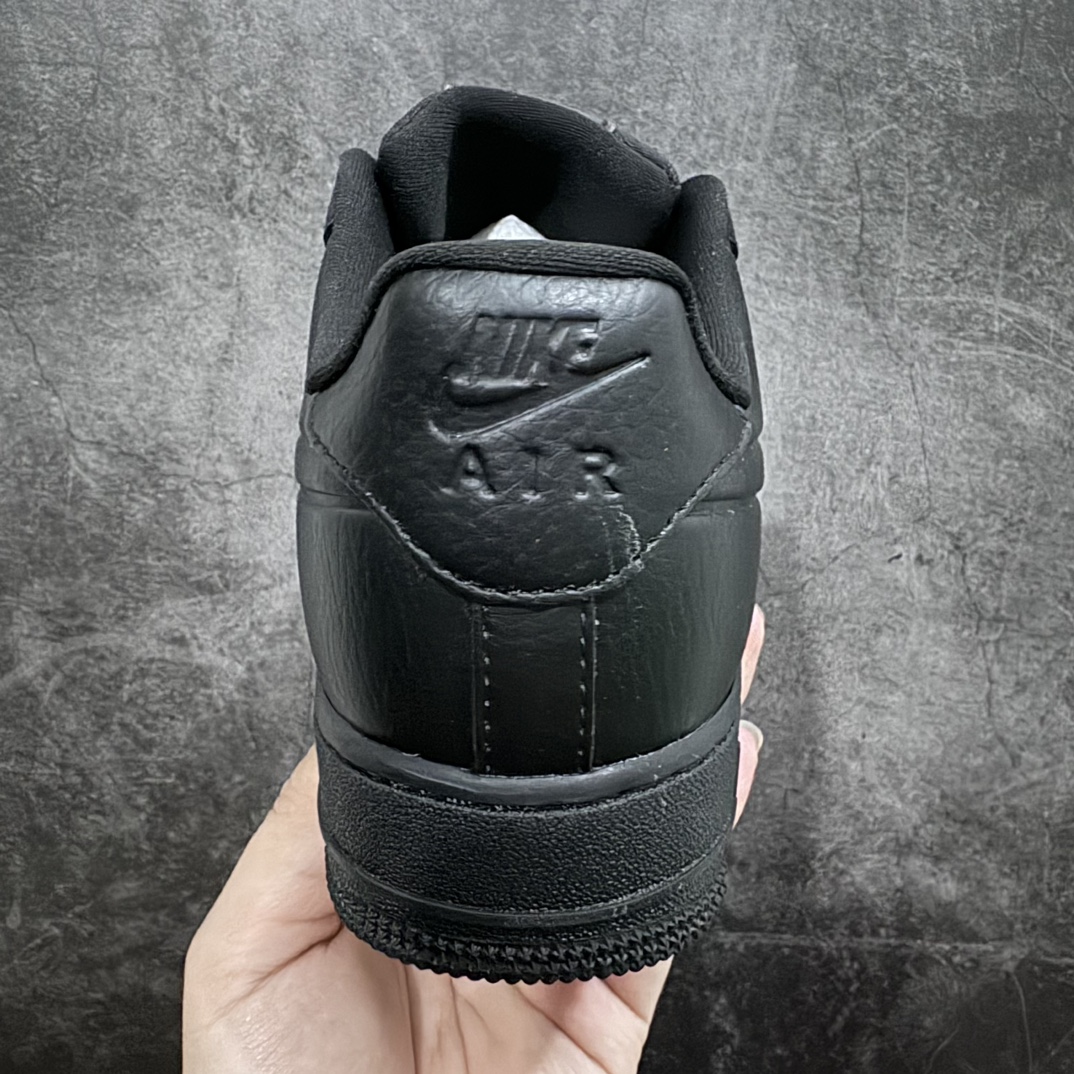 图片[4]-【公司级】 Air Force 1’07 Low\”black\”空军一号经典低帮百搭休闲运动板鞋“皮革全黑logo印迹”FB8875-001n男女鞋半码制n原楦原纸版数据开发版型n采用硬质牛剖皮革鞋面材质n内置全掌Air Sole气垫 尺码：36 36.5 37.5 38 38.5 39 40 40.5 41 42 42.5 43 44 44.5 45-莆田鞋批发中心