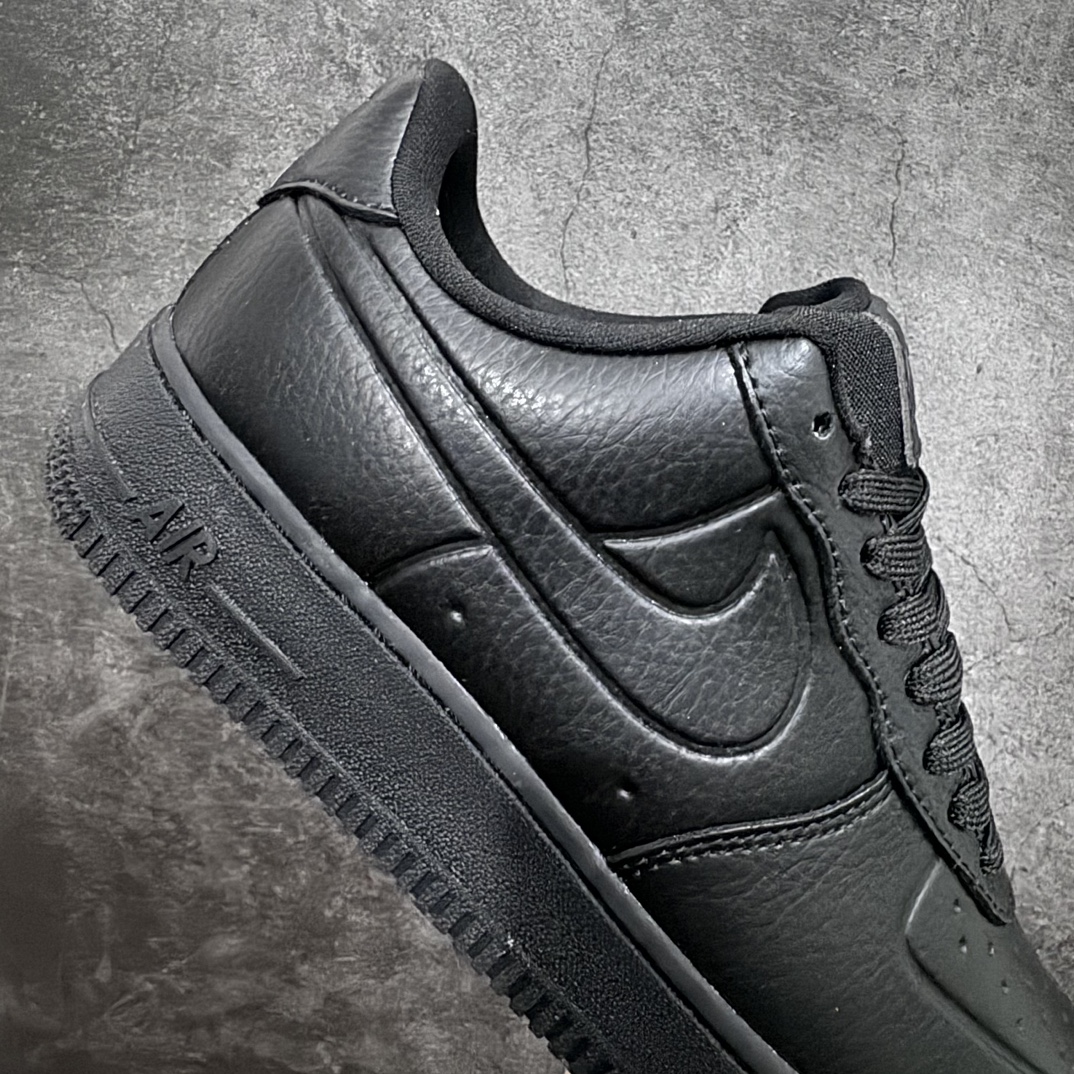 220  Air Force 1’07 Low”black”空军一号经典低帮百搭休闲运动板鞋“皮革全黑logo印迹”FB8875-001