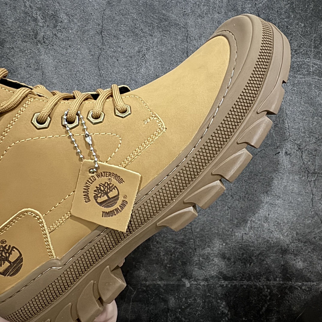 图片[6]-【广东纯原版本】Timberland添柏岚/天伯伦 户外休闲时尚马丁靴系列 广东大厂出品 全新工艺升级 23ss秋冬新款 原盒原包装 面料采用意大利🇮🇹进口手抓牛皮 搭配防臭防腐真皮乳胶鞋垫 给您完美的穿着体验 质量考究耐穿 型男必备 专治不帅 高品质脚感一流 全套官网统一包装 今年冬季防寒户外专用 日常随意搭配 货号： TB20359Y 尺码：39 40 41 42 43 44 (皮鞋码)-选品中心