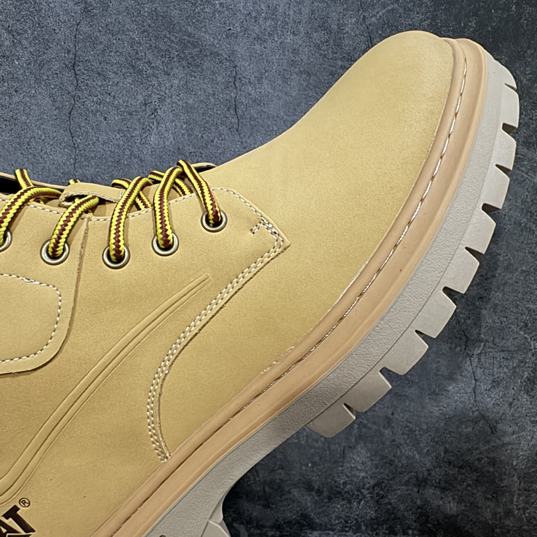 图片[6]-【广东纯原版本】CAT卡特户外高帮休闲马丁靴系列 广东大厂品质 原盒原包装 23ss新款 时尚潮流搭配 面料采用意大利🇮🇹顶级磨砂细纹牛皮搭配帆布拼接款式设计风格 彰显时尚潮流气息 搭配防臭防腐真皮乳胶鞋垫 给您完美的穿着体验 质量考究耐穿 型男必备 专治不帅 高品质脚感一流！全套官网统一包装 今年冬季防寒户外专用 日常随意搭配 尺码：38 39 40 41 42 43 44（皮鞋码）-选品中心