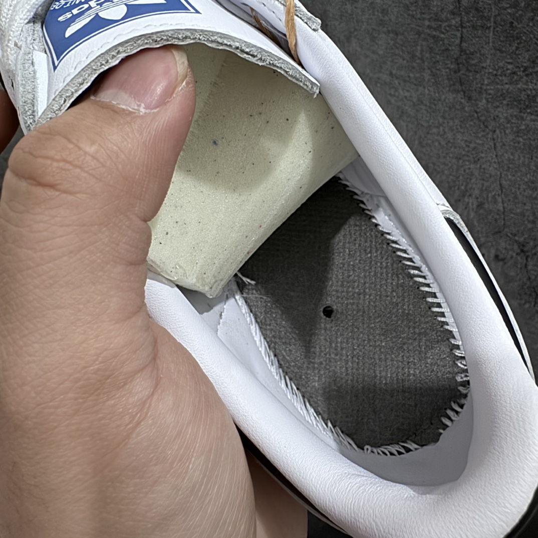 图片[7]-【渠道版】AD 阿迪 Samba OG 桑巴低帮休闲板鞋 B75806 新版本出货 原数据纸板开发 全鞋身同样采用头层皮打造 私模大底 非市面公底 真实半码 最小有做35.5 尺码：35.5 36 36.5 37 38 38.5 39 40 40.5 41 42 42.5 43 44 44.5 45-选品中心