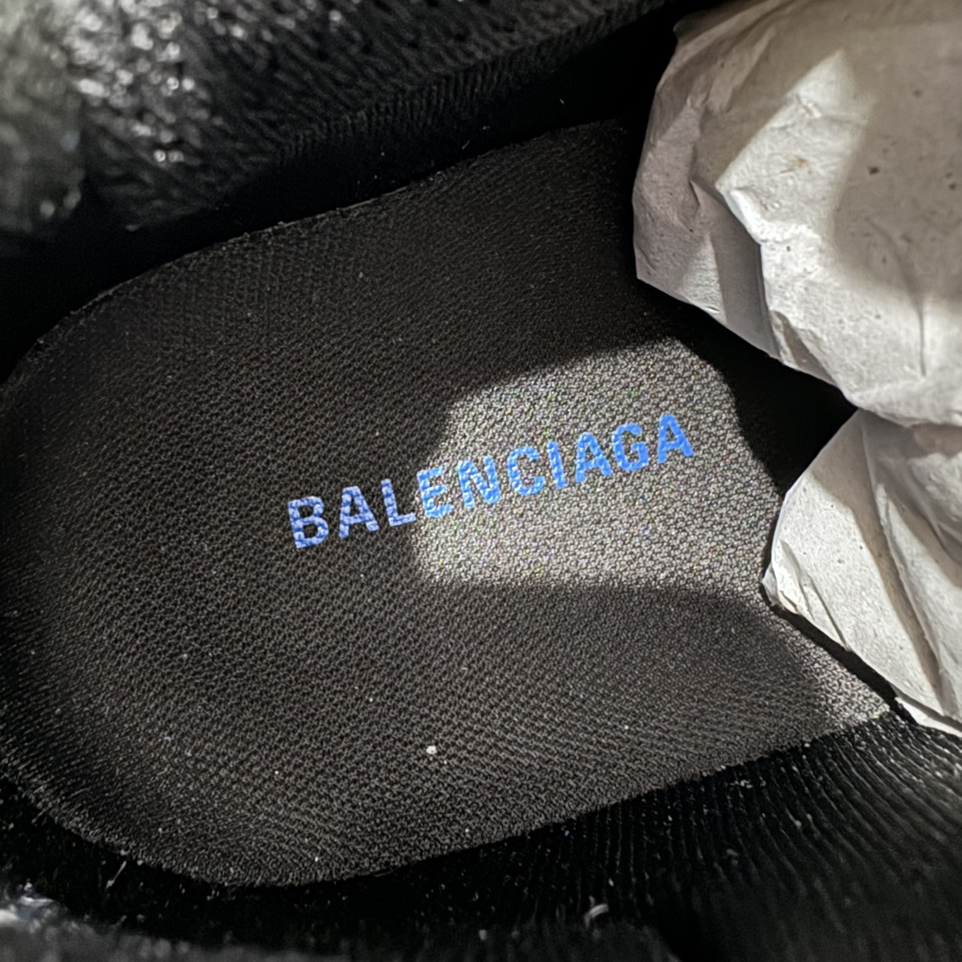 图片[6]-【XA版本】Balenciaga Runer 巴黎世家7代 破坏风 手工做旧款复古老爹鞋 白蓝做旧nn全新版本出货 核心配合工厂优势供应市场最优品质 鞋型细节做旧等都好于市场版本n不但比市场货好 而且比市场货便宜💪🏻n原厂点胶工艺同步原鞋 区别市面所有版本n非市面所有固定TPU，原厂订制胶棒 一切细节高端还原  ，欢迎挑刺💪🏻 尺码：35-46-莆田鞋批发中心