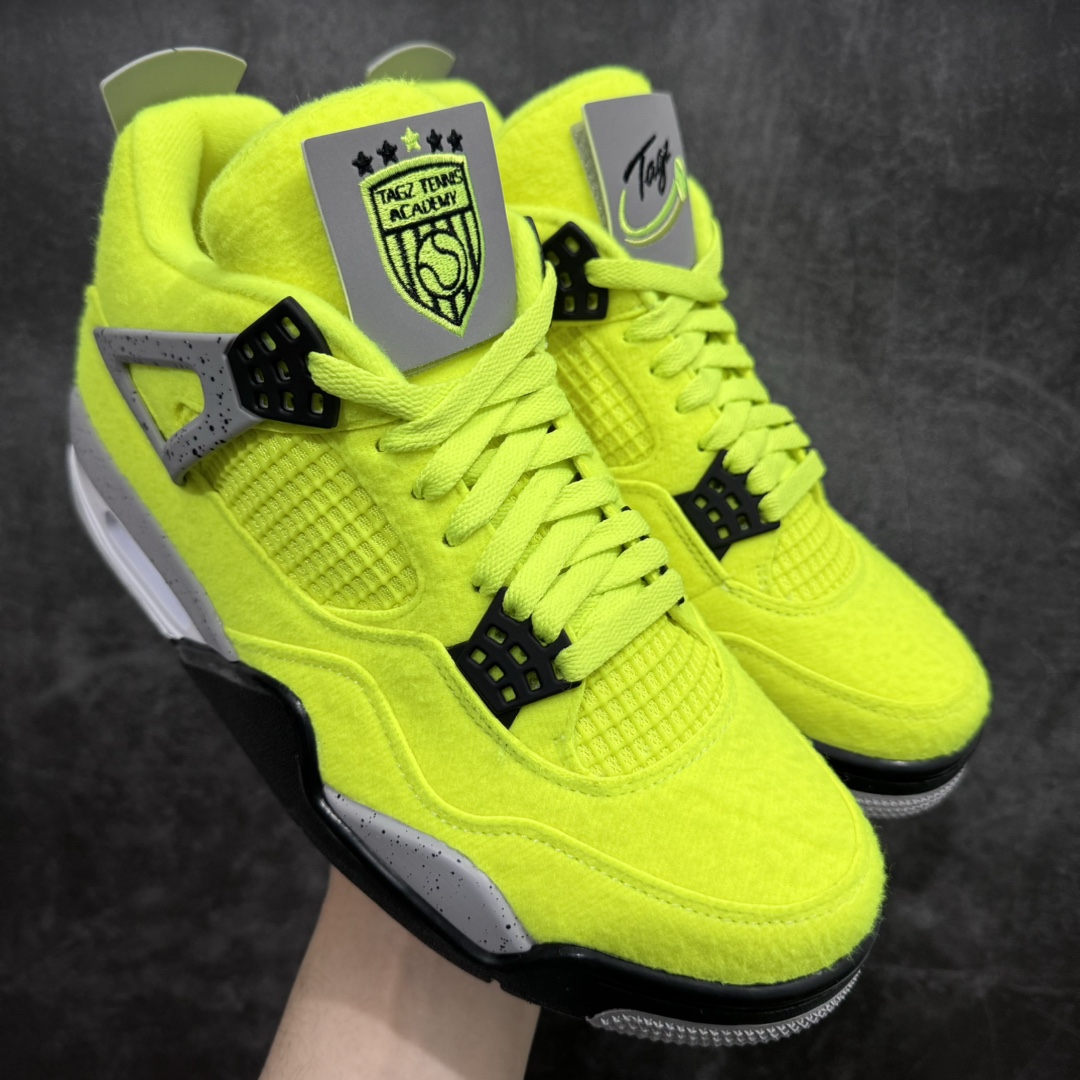 【外贸版本】Air Jordan AJ4 Retro网球🎾 荧光绿 绒面 DV6773-700外贸订单 全套原纸板楦头开发 确保原汁原味 完美呈现四代版型 定制优质皮料 完美鞋型匹配公司货 正确TPU鞋舌锁扣 最新原厂底模 大底卡色咬花完美 鞋柜必备鞋款 终端现货供应  尺码：40 40.5 41 42 42.5 43 44 44.5 45 46 47.5 48.5-莆田鞋批发中心