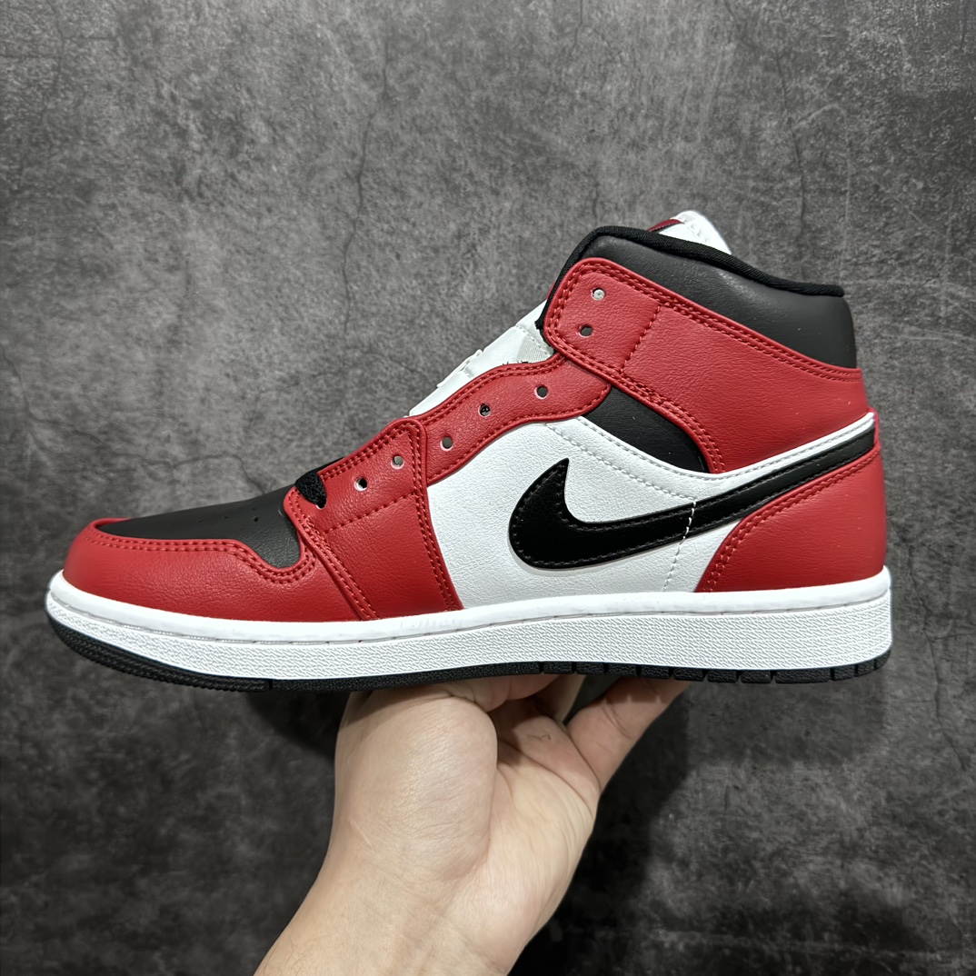 性价比AirJordanAJ1Mid中帮芝加哥黑白红554724-069原厂内置全掌气垫A模大底头层小牛