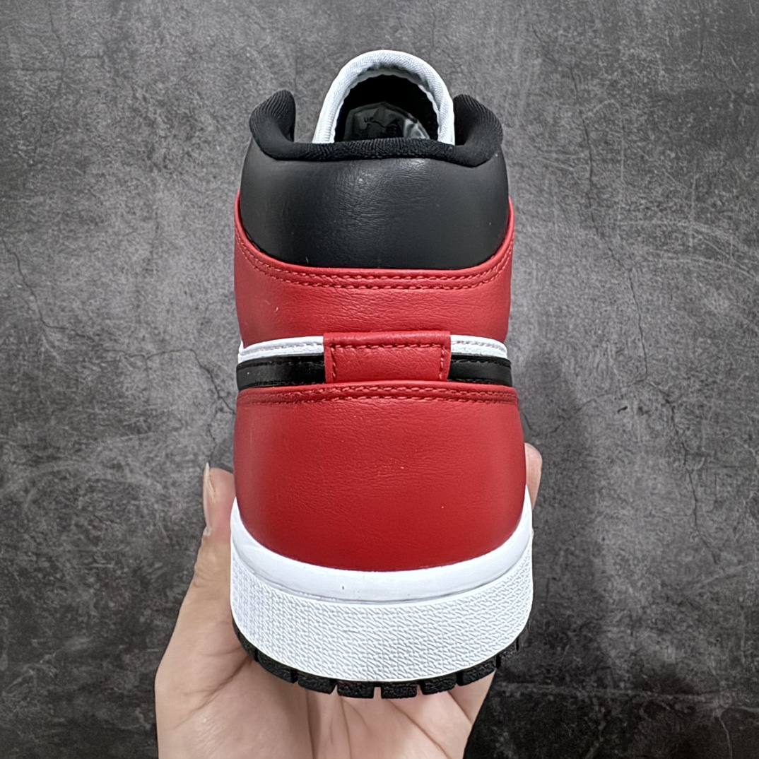 性价比AirJordanAJ1Mid中帮芝加哥黑白红554724-069原厂内置全掌气垫A模大底头层小牛