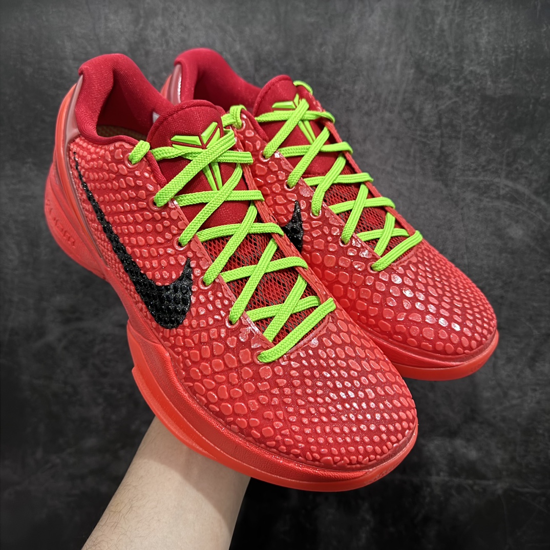 【灭世纯原海外版】 NK Zoom KOBE 6 Protro 红黑反转青蜂侠 FV4921-600 纯原海外版气垫品质吊打各路纯原 气压➕耐久双重保障 前掌ZOOM TURBO➕后掌马蹄Zoom 后掌澎湃脚感无出其右 全套冲刀改版 鞋型还原度95% 宽脚选手必入货品 鞋头2.5mm上翘空间 不挤脚 完美释放脚趾活动空间 正码正拍 脚型适配性 市场最强没有之一 鞋面工艺全新升级 100%对标正品 原厂聚氨酯蛇鳞 珠光密度同步正品 Swoosh喷漆工艺 还原度接近100% 全新后跟TPU模具 正确S型弧度 区分市场纯原（市场纯原采用公版模具 后跟TPU几乎无弧度）国产天花板橡胶配方 抓地力爆炸 海外口碑炸裂 鞋舌LOGO正确内嵌压印 原厂碳板 正确原盒 厚积薄发 王者归来 拒绝杀猪 拒绝套路 灭世纯原海外版科比系列 致力打造实战第一标杆 尺码：39-47.5 全新模具 正码正拍-选品中心