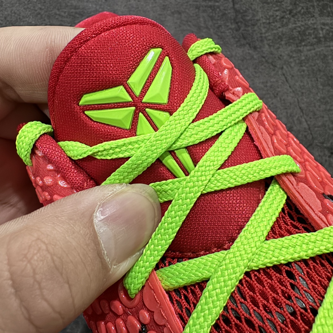 图片[4]-【灭世纯原海外版】 NK Zoom KOBE 6 Protro 红黑反转青蜂侠 FV4921-600 纯原海外版气垫品质吊打各路纯原 气压➕耐久双重保障 前掌ZOOM TURBO➕后掌马蹄Zoom 后掌澎湃脚感无出其右 全套冲刀改版 鞋型还原度95% 宽脚选手必入货品 鞋头2.5mm上翘空间 不挤脚 完美释放脚趾活动空间 正码正拍 脚型适配性 市场最强没有之一 鞋面工艺全新升级 100%对标正品 原厂聚氨酯蛇鳞 珠光密度同步正品 Swoosh喷漆工艺 还原度接近100% 全新后跟TPU模具 正确S型弧度 区分市场纯原（市场纯原采用公版模具 后跟TPU几乎无弧度）国产天花板橡胶配方 抓地力爆炸 海外口碑炸裂 鞋舌LOGO正确内嵌压印 原厂碳板 正确原盒 厚积薄发 王者归来 拒绝杀猪 拒绝套路 灭世纯原海外版科比系列 致力打造实战第一标杆 尺码：39-47.5 全新模具 正码正拍-选品中心