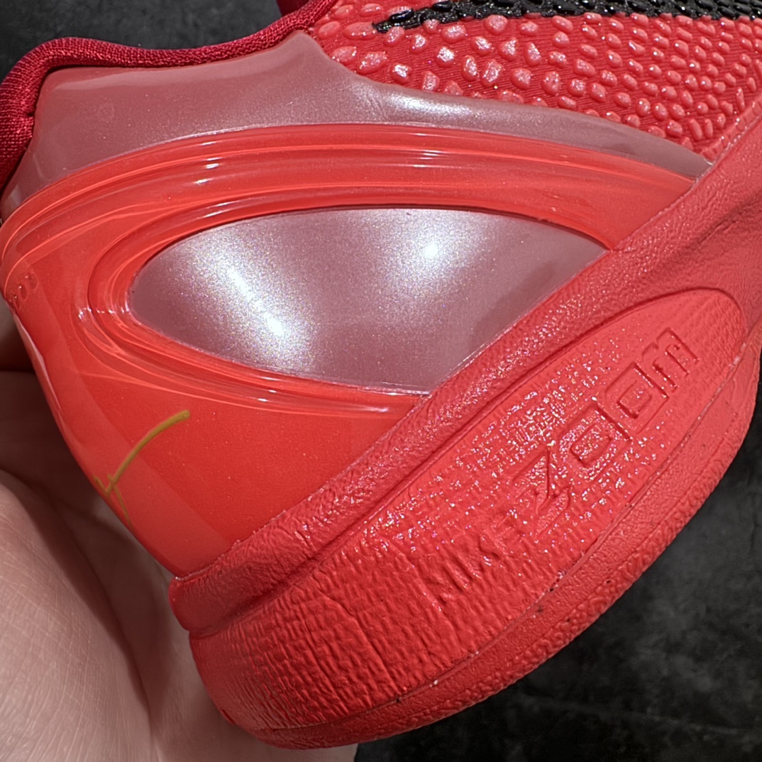 图片[2]-【灭世纯原海外版】 NK Zoom KOBE 6 Protro 红黑反转青蜂侠 FV4921-600 纯原海外版气垫品质吊打各路纯原 气压➕耐久双重保障 前掌ZOOM TURBO➕后掌马蹄Zoom 后掌澎湃脚感无出其右 全套冲刀改版 鞋型还原度95% 宽脚选手必入货品 鞋头2.5mm上翘空间 不挤脚 完美释放脚趾活动空间 正码正拍 脚型适配性 市场最强没有之一 鞋面工艺全新升级 100%对标正品 原厂聚氨酯蛇鳞 珠光密度同步正品 Swoosh喷漆工艺 还原度接近100% 全新后跟TPU模具 正确S型弧度 区分市场纯原（市场纯原采用公版模具 后跟TPU几乎无弧度）国产天花板橡胶配方 抓地力爆炸 海外口碑炸裂 鞋舌LOGO正确内嵌压印 原厂碳板 正确原盒 厚积薄发 王者归来 拒绝杀猪 拒绝套路 灭世纯原海外版科比系列 致力打造实战第一标杆 尺码：39-47.5 全新模具 正码正拍-选品中心