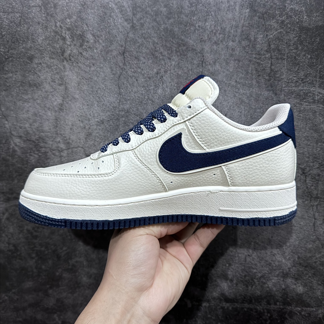 Supreme x Nike Air Force 1'07 Low joint model off-white and dark blue sneakers HD9888-003