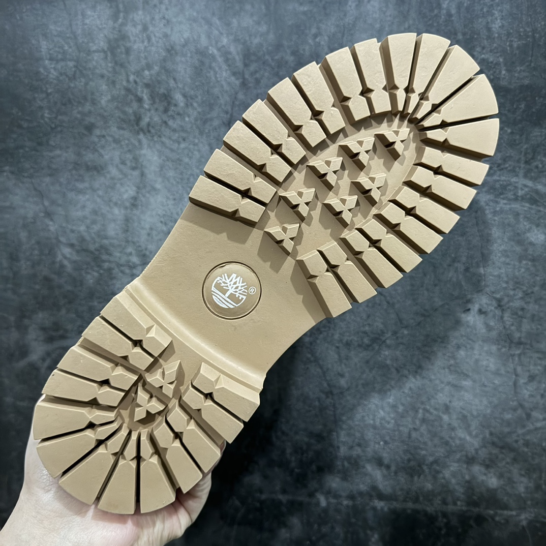 图片[9]-【广东纯原版本】Timberland添柏岚/天伯伦 户外休闲时尚马丁靴系列 广东大厂出品 全新工艺升级 秋冬新款 原盒原包装 面料采用意大利🇮🇹进口手抓牛皮 搭配防臭防腐真皮乳胶鞋垫 给您完美的穿着体验 质量考究耐穿 型男必备 专治不帅 高品质脚感一流 全套官网统一包装 今年冬季防寒户外专用 日常随意搭配 货号： TB10082Y 尺码：38 39 40 41 42 43 44 (皮鞋码)-选品中心