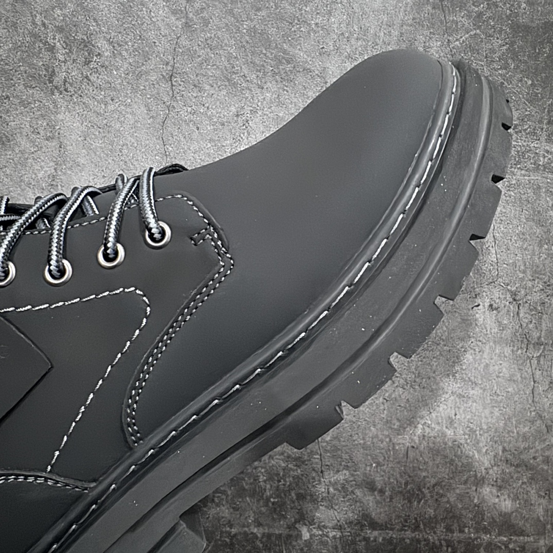 图片[6]-【广东纯原版本】Timberland添柏岚/天伯伦 经典款 23ss新款中帮 经典再造 广东大厂出品 全新工艺升级 秋冬新款 原盒原包装 面料采用意大利🇮🇹进口手抓牛皮 搭配防臭防腐真皮乳胶鞋垫 给您完美的穿着体验 质量考究耐穿 型男必备 专治不帅 高品质脚感一流 全套官网统一包装 今年冬季防寒户外专用 日常随意搭配 货号： TB23063Y 尺码：39 40 41 42 43 44 (皮鞋码)-选品中心