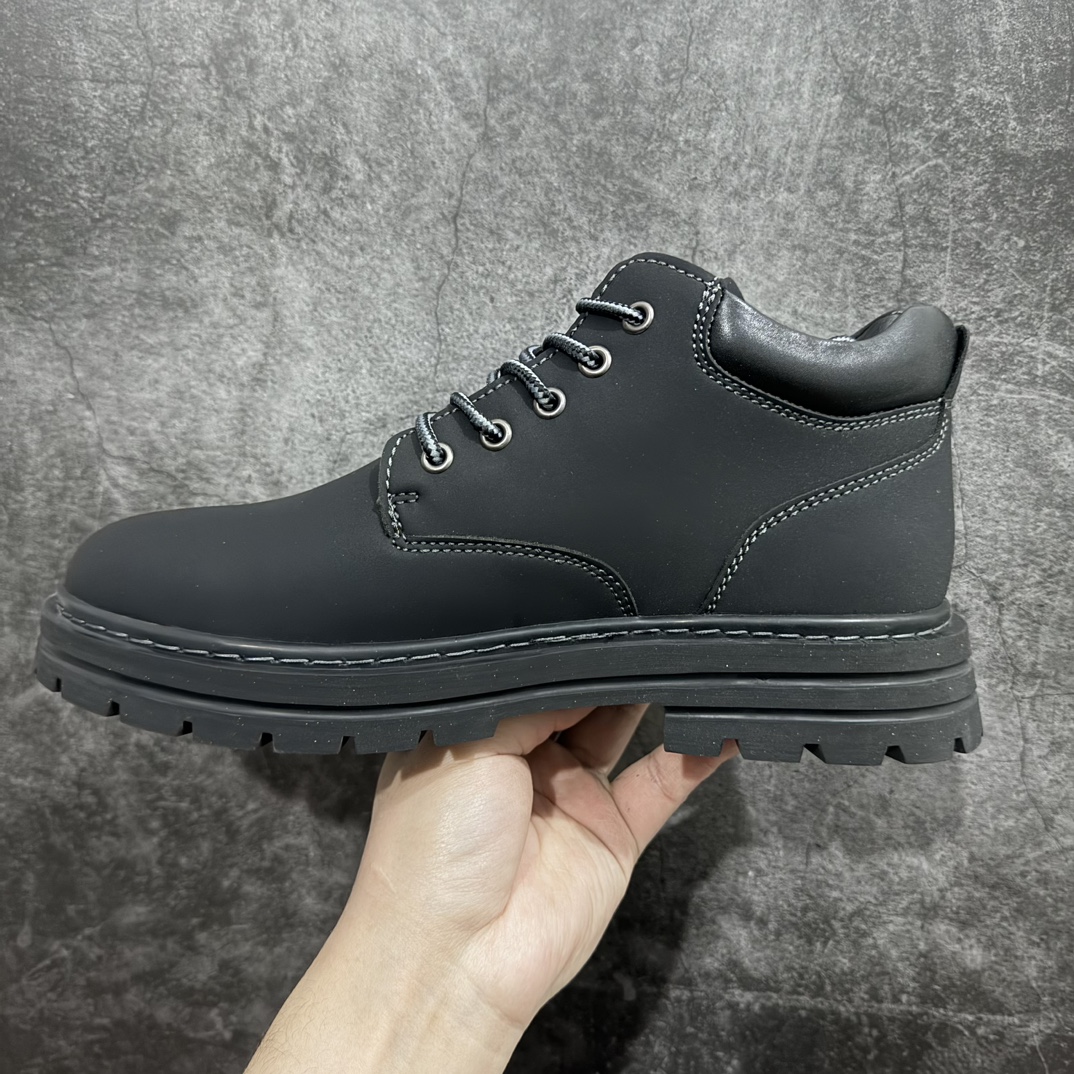 图片[2]-【广东纯原版本】Timberland添柏岚/天伯伦 经典款 23ss新款中帮 经典再造 广东大厂出品 全新工艺升级 秋冬新款 原盒原包装 面料采用意大利🇮🇹进口手抓牛皮 搭配防臭防腐真皮乳胶鞋垫 给您完美的穿着体验 质量考究耐穿 型男必备 专治不帅 高品质脚感一流 全套官网统一包装 今年冬季防寒户外专用 日常随意搭配 货号： TB23063Y 尺码：39 40 41 42 43 44 (皮鞋码)-选品中心