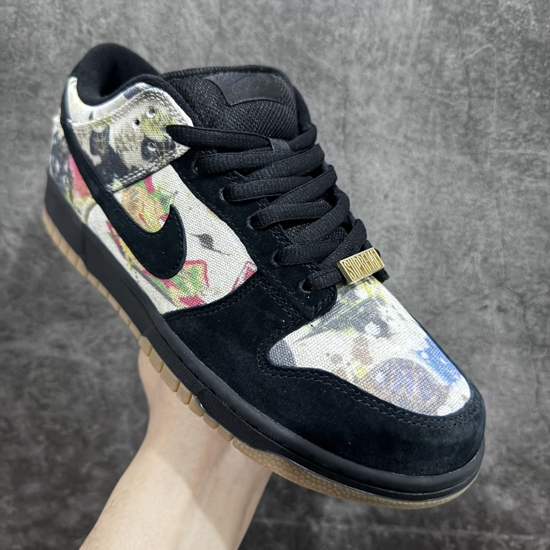 380 【M版】Supreme x Nike  SB Dunk Low 联名黑涂鸦 FD8778-001