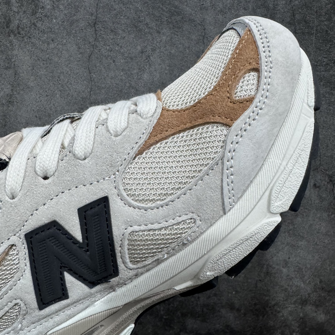 图片[6]-【K版纯原】 New Balance NB990V3 灰棕 第三代总统复古慢跑鞋 M990GD3nn正确3M反光细节 原楦原纸版开发 正确6层组合底模精密开发 搭载全新碳素中底 后跟透明TPU水晶装饰条稳固 沿用了引以为傲的跑鞋手工技艺 采用猪皮绒面并包裹局部透气网面的鞋身设计 菱网鞋舌上刻有New Balance USA 鞋面依旧身着经典的大热之灰 彰显了其高端的品质身份  尺码：36 37 37.5 38 38.5 39 40 40.5 41.5 42 42.5 43 44 45n#MK280320-莆田鞋批发中心