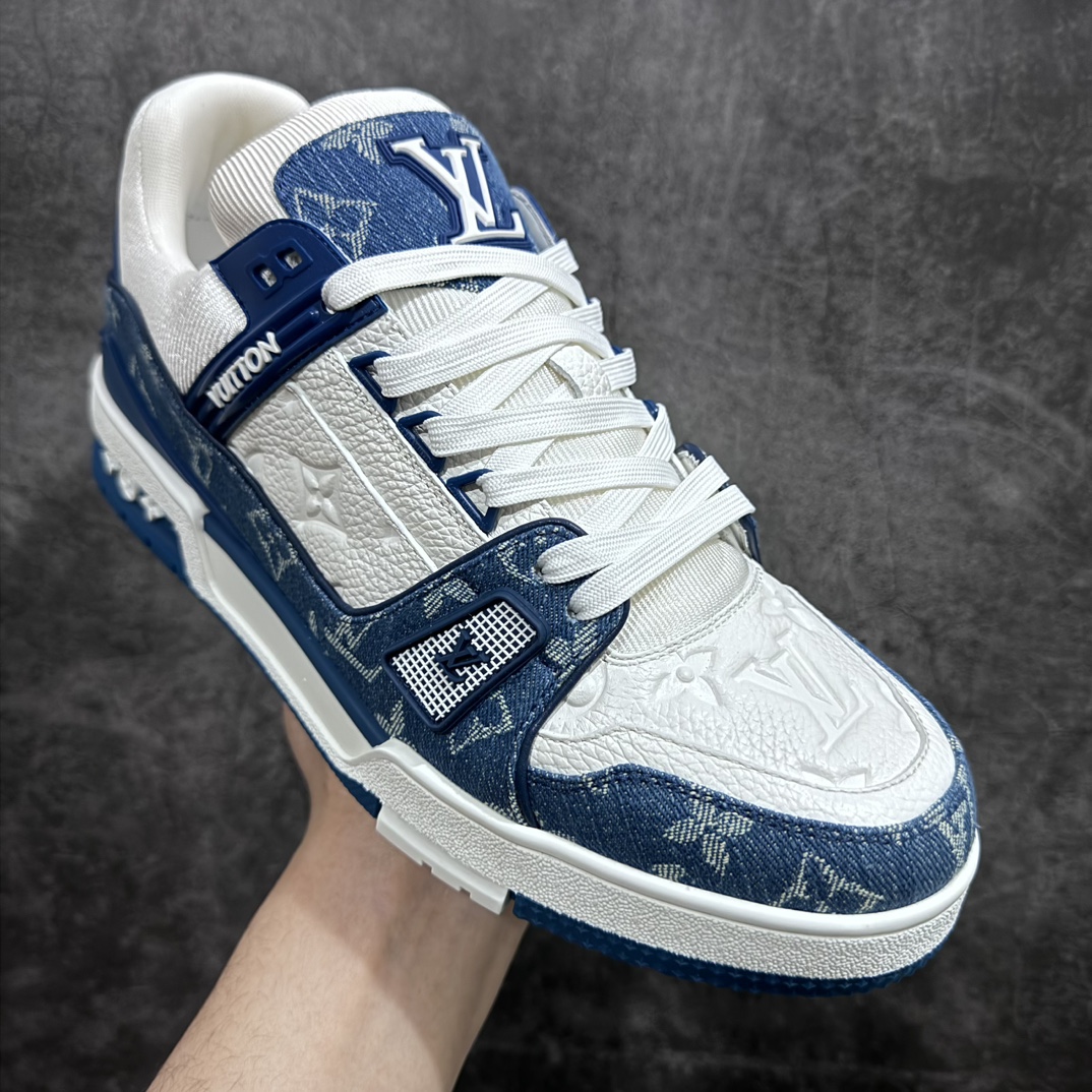 The strongest version of the private order shipment market is officially on sale LV Trainer 2023 version white and blue denim