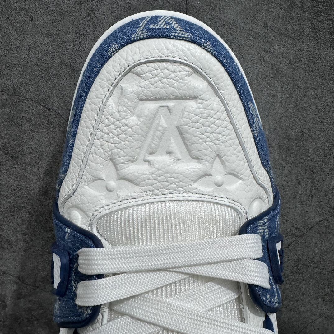 The strongest version of the private order shipment market is officially on sale LV Trainer 2023 version white and blue denim