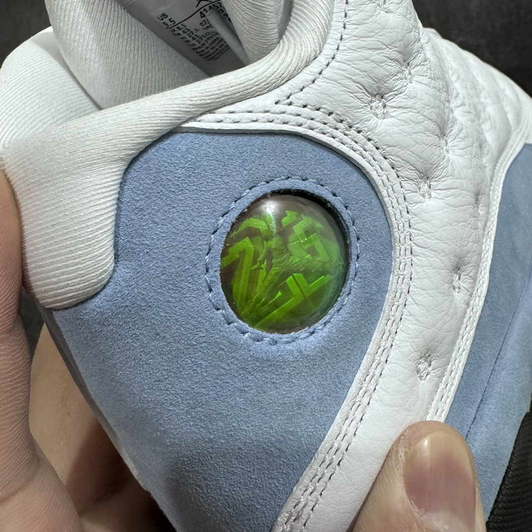 图片[2]-【TK至尊版】Air Jordan AJ13白红芝加哥 414571-170n全新订单配色 高端零售外贸混卖专供品质国内专业外贸AJ大厂出品原厂楦头纸板 原厂皮料打造 3D变色原厂猫眼 真碳板 内置前后双气垫外贸大厂纯原出品 原鞋开发  版型近乎零偏差 采购原厂皮料 LOGO五金部件高价开发私模 杜绝一眼假版本 #原鞋1:1开模大底共3层贴合工艺 三层中间加入海玻璃缓震鞋垫 大底采用进口一次MD而非市面二次MD低价原料成型 进口MD材料异味较少比原鞋还少 市面异味大刺鼻 Size：40 40.5 41 42 42.5 43 44 44.5 45 46 47.5-莆田鞋批发中心