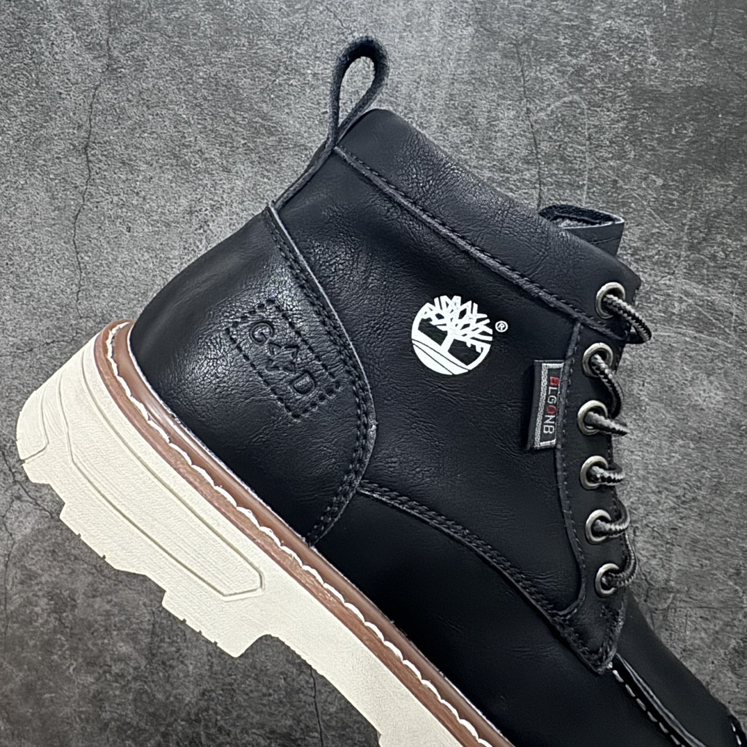 图片[7]-【广东纯原版本】Timberland添柏岚/天伯伦户外高帮休闲大黄靴系列广东大厂品质 原盒原包装 时尚潮流搭配 面料采用意大利🇮🇹顶级磨砂细纹牛皮 搭配防臭防腐真皮乳胶鞋垫 大底到五金都是代工厂原材料制作 品质毋庸置疑 全套官网统一包装 给您完美的穿着体验 质量考究耐穿 型男必备 专治不帅 高品质脚感一流 今年冬季防寒户外专用 日常随意搭配 尺码：39 40 41 42 43 44（标准码）-选品中心