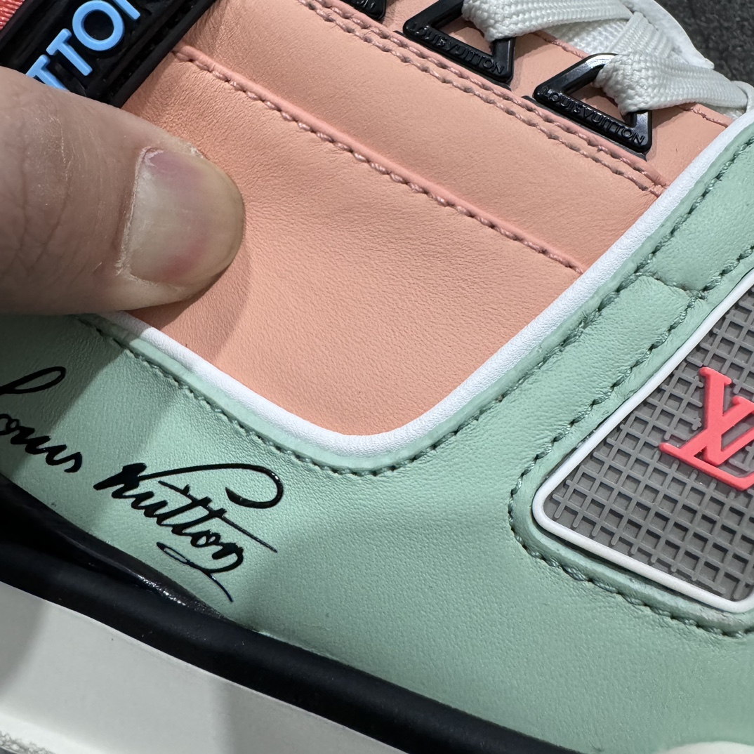 无胶顶级版礼盒无字版LVTrainer系列高奢运动鞋马卡龙新款潮人必备单品同步ZP官网空胶工艺正确胶片断