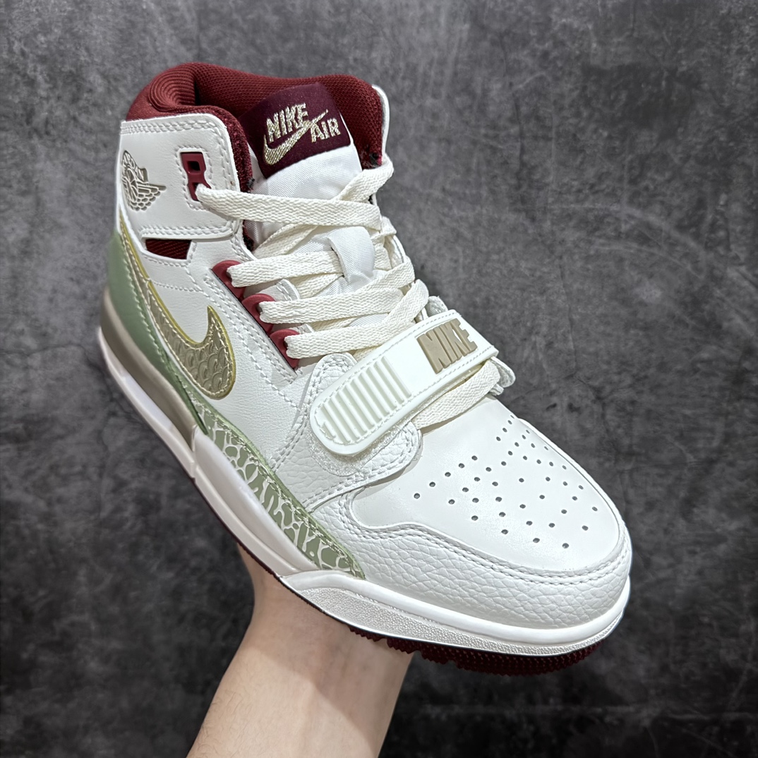 图片[3]-【KZ版本】 Air Jordan Legacy AJ312 三合一魔术贴板鞋 高帮 CNY龙年限定白绿 FZ5047-120n鞋身采用了皮革材质打造 横跨鞋面的魔术贴十分吸睛 侧面的Swoosh Logo的一部分被鞋面遮挡了一部分 颇具玩味 魔术贴上标有NK标识 而鞋舌上是Jordan的经典飞翼Logo 后跟和鞋底均采用了Air Jordan 3 的设计 后跟上同样也使用了经典的爆裂纹图案  尺码：36 36.5 37.5 38 38.5 39 40 40.5 41 42 42.5 43 44 44.5 45 46 47.5 编码：QH270300-鞋库