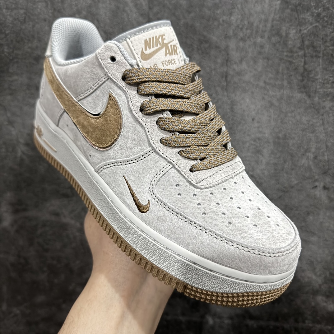 图片[3]-【公司级】Nk Air Force 1\’07 Low 卫冕冠军 麂皮卡其小勾 满天星 空军一号低帮运动休闲板鞋 WW5021-625n#3M反光进口麂皮 原装鞋盒原楦头原纸板 内置全掌气垫 高清洁度 尺码：36 36.5 37.5 38 38.5 39 40 40.5 41 42 42.5 43 44 44.5 45-莆田鞋批发中心