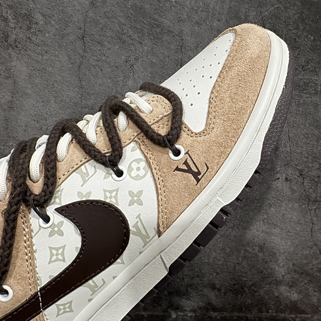 图片[6]-【定制版】Nike SB Dunk Low x Louis Vuitton LV白棕印花n纯原大厂出品 极力推荐👏n原装头层材料 独家版型蒸餾加工n帶來的是更好的视觉和脚感体验n大厂纯原品质出货 清洁度 电绣工艺皮料切割干净无任何毛边 细节完美 官方货号：FC1688 167 尺码：36 36.5 37.5 38 38.5 39 40 40.5 41 42 42.5 43 44 44.5 45n-莆田鞋批发中心