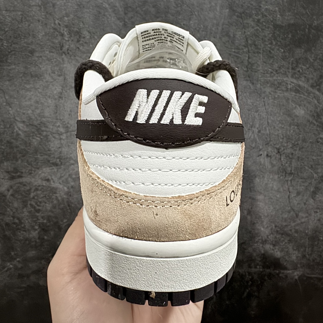 图片[4]-【定制版】Nike SB Dunk Low x Louis Vuitton LV白棕印花n纯原大厂出品 极力推荐👏n原装头层材料 独家版型蒸餾加工n帶來的是更好的视觉和脚感体验n大厂纯原品质出货 清洁度 电绣工艺皮料切割干净无任何毛边 细节完美 官方货号：FC1688 167 尺码：36 36.5 37.5 38 38.5 39 40 40.5 41 42 42.5 43 44 44.5 45n-莆田鞋批发中心