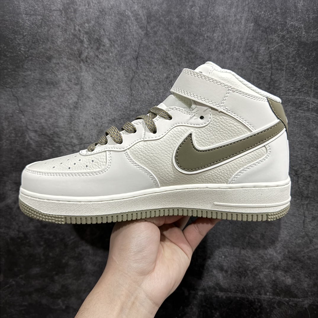 图片[2]-【公司级】Nk Air Force 1\’07 Mid 米绿勾 满天星 空军一号中帮休闲板鞋 SH0235-577n客供高亮3m反光 定制头成皮料 定制鞋盒 原楦原纸板 纯正版型 内置全掌气垫 尺码：36 36.5 37.5 38 38.5 39 40 40.5 41 42 42.5 43 44 44.5 45-莆田鞋批发中心