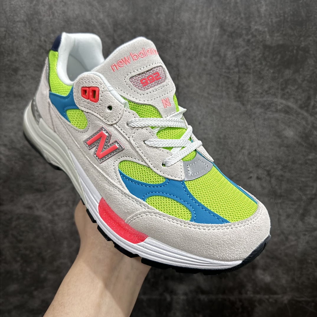 图片[3]-【OK纯原版本】New Balance 新百伦NB992n总统复古慢跑鞋 白蓝 M992DAn正确3M反光细节 原楦原纸版开发 正确6层组合底模精密开发 后跟透明TPU水晶装饰条稳固 沿用了引以为傲的跑鞋手工技艺 采用猪皮绒面并包裹局部透气网面的鞋身设计 菱网鞋舌上刻有New Balance USA 鞋面依旧身着经典的大热之灰 彰显了其高端的品质身份  尺码：36 37 37.5 38 38.5 39 40 40.5 41.5 42 42.5 43 44 45-莆田鞋批发中心