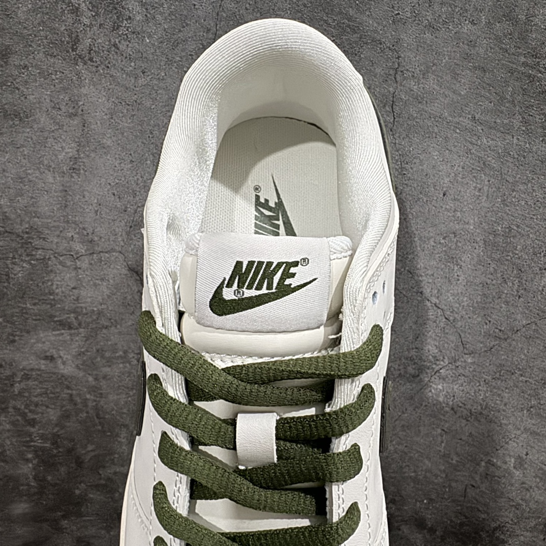 图片[8]-【定制版】Nk SB Dunk Low KAWS联名-白绿勾 周年高端定制 低帮休闲板鞋定制鞋盒 大厂纯原品质出货 超高清洁度 皮料切割干净无任何毛边 细节完美货号：DD1391-121  尺码：36 36.5 37.5 38 38.5 39 40 40.5 41 42 42.5 43 44 44.5 45-莆田鞋批发中心