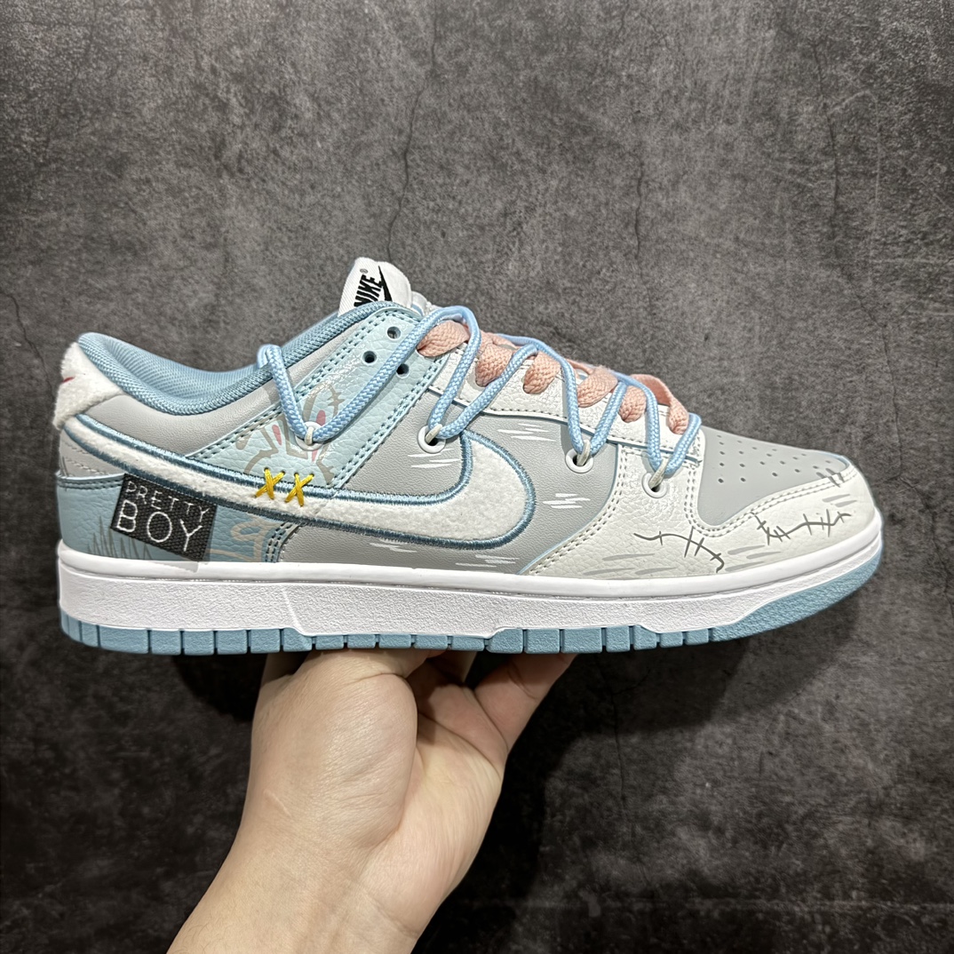 DIY定制版NikeDunkLow手绘兔子灰蓝白此款以CNY新年主题解构风格手绘风格二次元免子缝线工艺毛