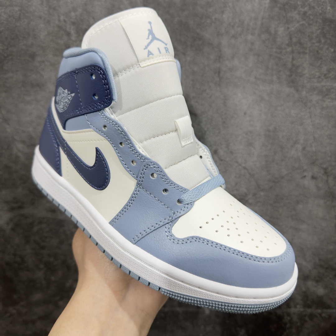 AirJordanAJ1Mid中帮白蓝BQ6472-140终端优势供应市面中低帮最具代表性版本没有之一口