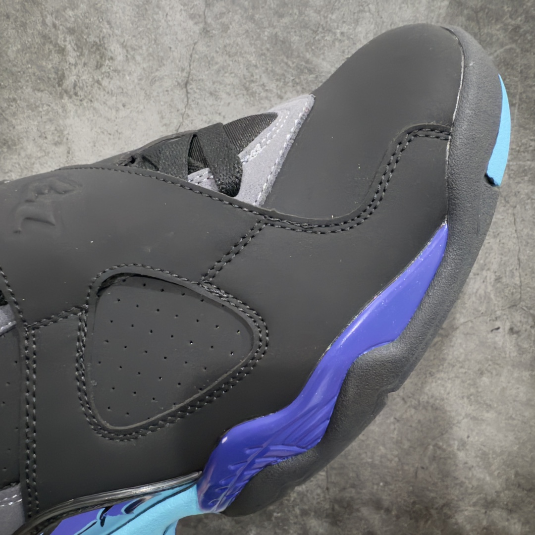 图片[6]-【外贸版本】Air Jordan 8 \”Aqua\” AJ8 乔8水鬼配色 篮球鞋 305381-025n#水鬼配色的此番亮相以忠于元年的黑色牛巴革呈现，沉稳和厚实的氛围之下，中底和鞋舌精妙的多彩点缀带来十足的抢眼亮点，张弛有度的魅力呈现，不容错过的经典回归！ 尺码：40 40.5 41.5 42 42.5 43 44 44.5 45 46 47.5 48.5-莆田鞋批发中心