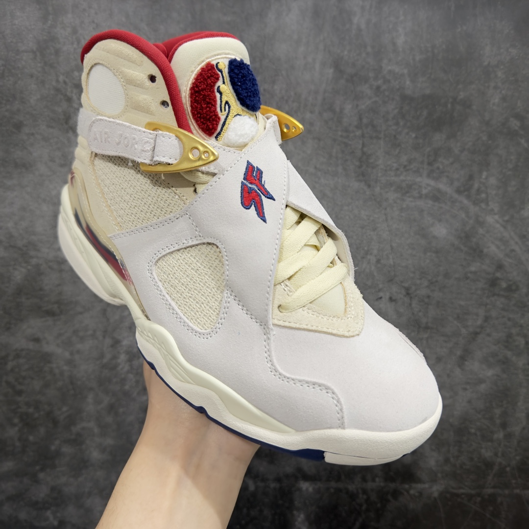 图片[3]-【外贸版本】SoleFly x Air Jordan 8 \”Mi Casa Es Su Casa\” 高帮 联名白色 AJ8 乔丹8代 aj8 乔8 高邦 联名白色 乔丹篮球鞋系列 整双鞋采用浅色系设计，以大面积的米色加上彩色纹路点缀，n鞋身米色麂皮材质加上透气网格打造而成，视觉效果相当经典；米色魔术十字绑带处点缀醒目的数字23和SF字样并以红色刺绣呈现，鞋带扣采用金色点缀，鞋舌毛巾质感Jumpmanx Logo以红白黑装扮，也是属于Air Jordan 8特有元素；外底Jumpman Logo则以黄色示人，进一步提升吸睛属性；忠于原版的红色设计，后跟涂鸦图案、彩色涂鸦内衬，丰富鞋款且还原元年造型。最后外底选用米色中底和彩绘拼色外底完成整体设计。 货号：FJ2850-107 尺码：40 40.5 41 42 42.5 43 44 45.5 45 46 47.5-莆田鞋批发中心