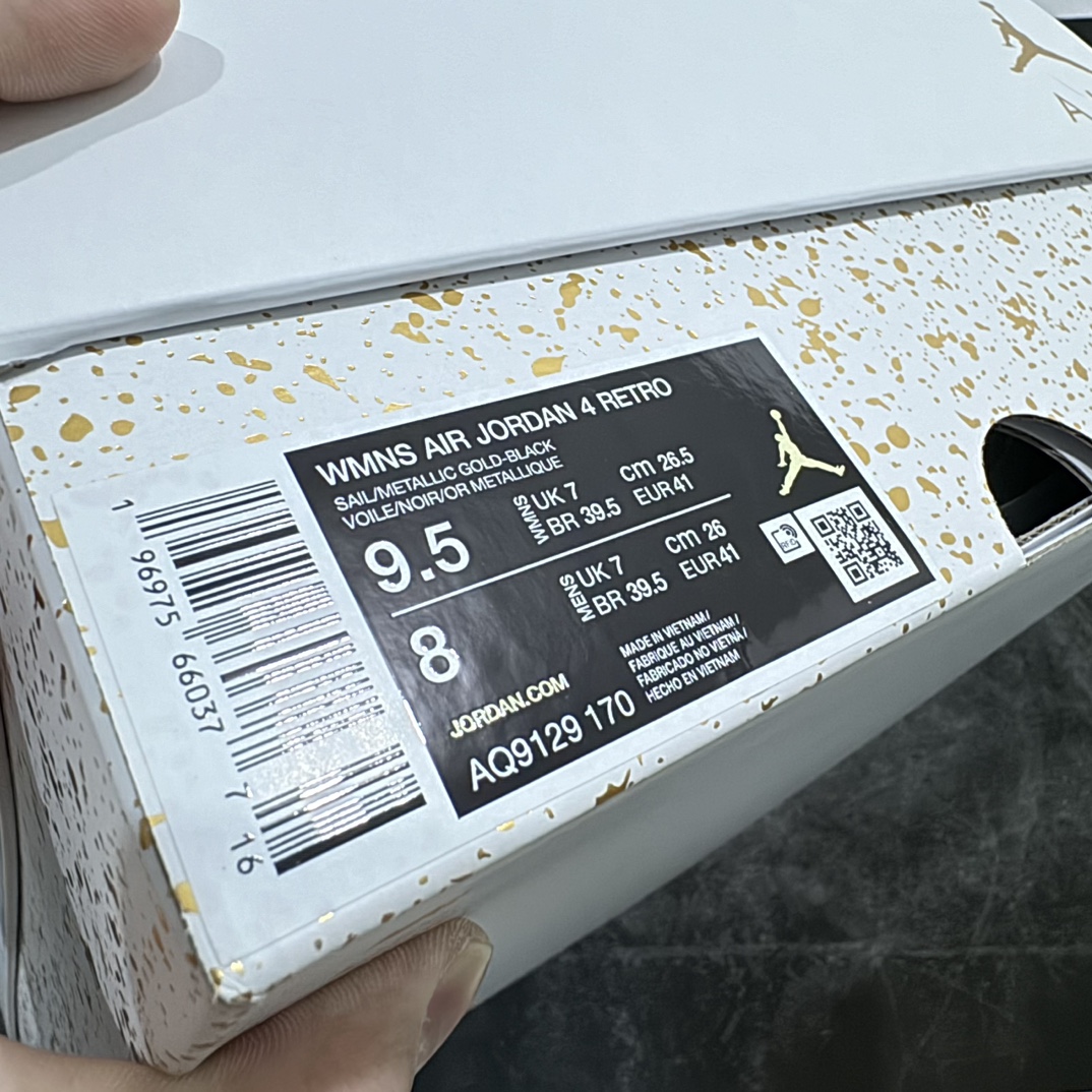 图片[9]-【莞产裁片版本】Air Jordan 4 “Metallic Gold”AJ4米白金扣n品质细节无可挑剔的版本n天花板级别的产物 真心完美好货n原鞋原版开发 原厂磨具和正确版型！n原厂皮料 原楦头 细节同步ZP 外贸首选操作版本 货号：AQ9129-170 尺码：40.5-48.5-莆田鞋批发中心