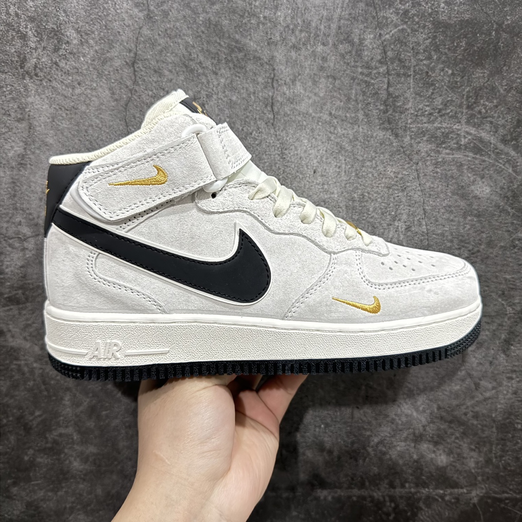 【公司级】Nk Air Force 1\’07 Mid 灰麂皮小勾 空军一号中帮休闲板鞋 KG3031-011n3M反光 定制皮料 原楦原纸板 纯正版型 清洁度完美 内置全掌气垫 尺码：36 36.5 37.5 38 38.5 39 40 40.5 41 42 42.5 43 44 44.5 45-莆田鞋批发中心