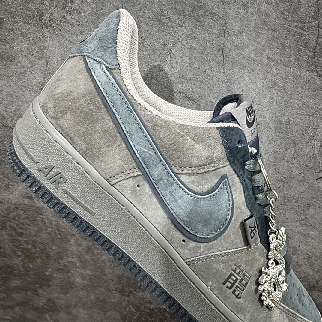 AirForce1Low07龙年限定黑蓝原楦头原纸板打造纯正低帮空军版型专注外贸渠道全掌内置蜂窝气垫原盒