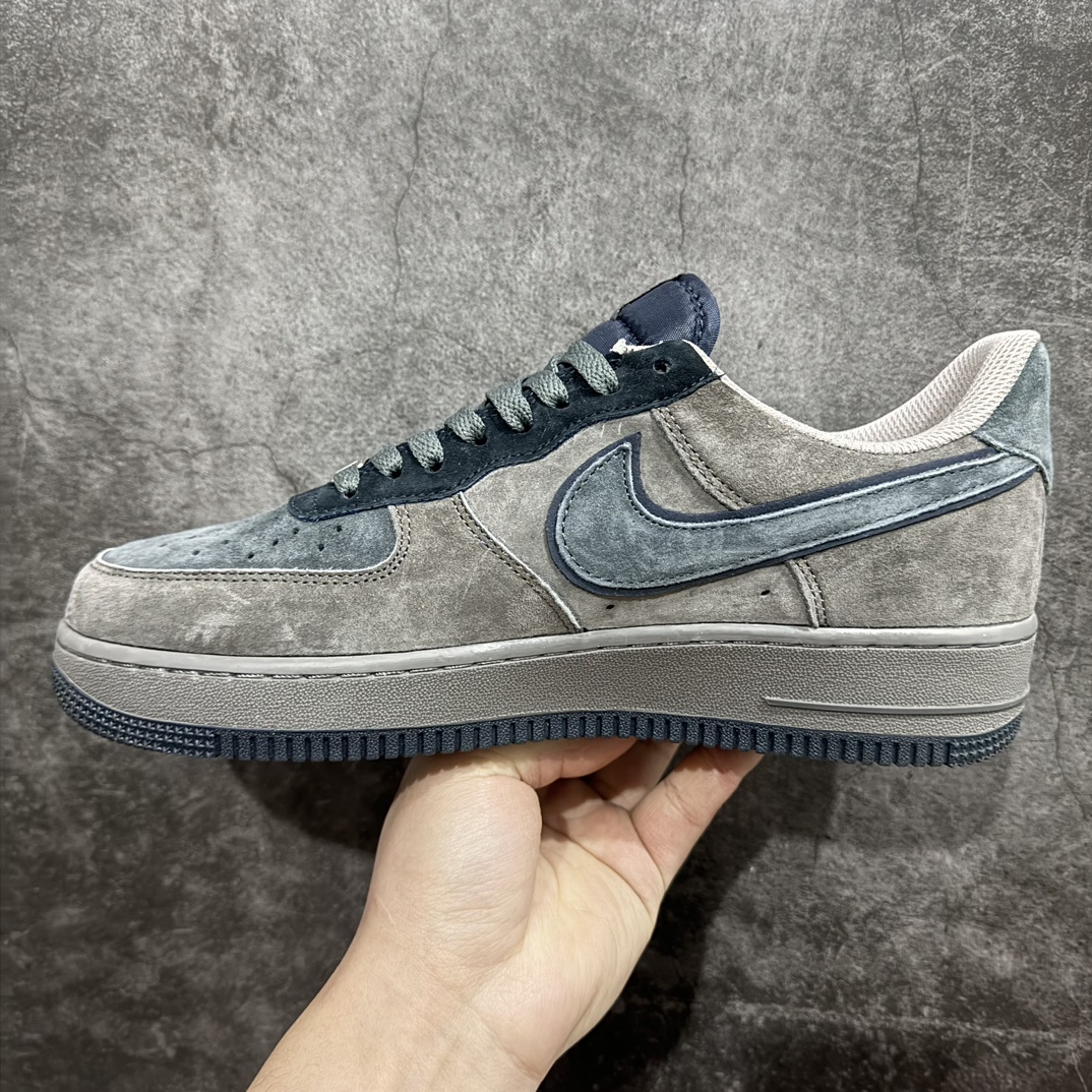 AirForce1Low07龙年限定黑蓝原楦头原纸板打造纯正低帮空军版型专注外贸渠道全掌内置蜂窝气垫原盒