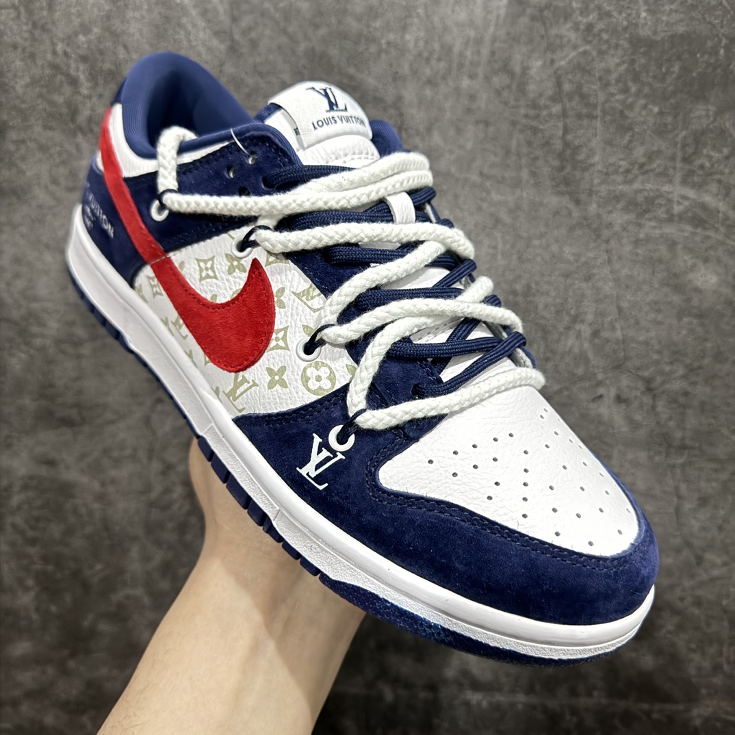 图片[3]-【定制版】Nk SB Dunk Low LV联名-蓝红猪八印花 周年高端定制 低帮休闲板鞋 FC1688-175n定制鞋盒 大厂纯原品质出货 超高清洁度 皮料切割干净无任何毛边 细节完美  尺码：36 36.5 37.5 38 38.5 39 40 40.5 41 42 42.5 43 44 44.5 45-莆田鞋批发中心