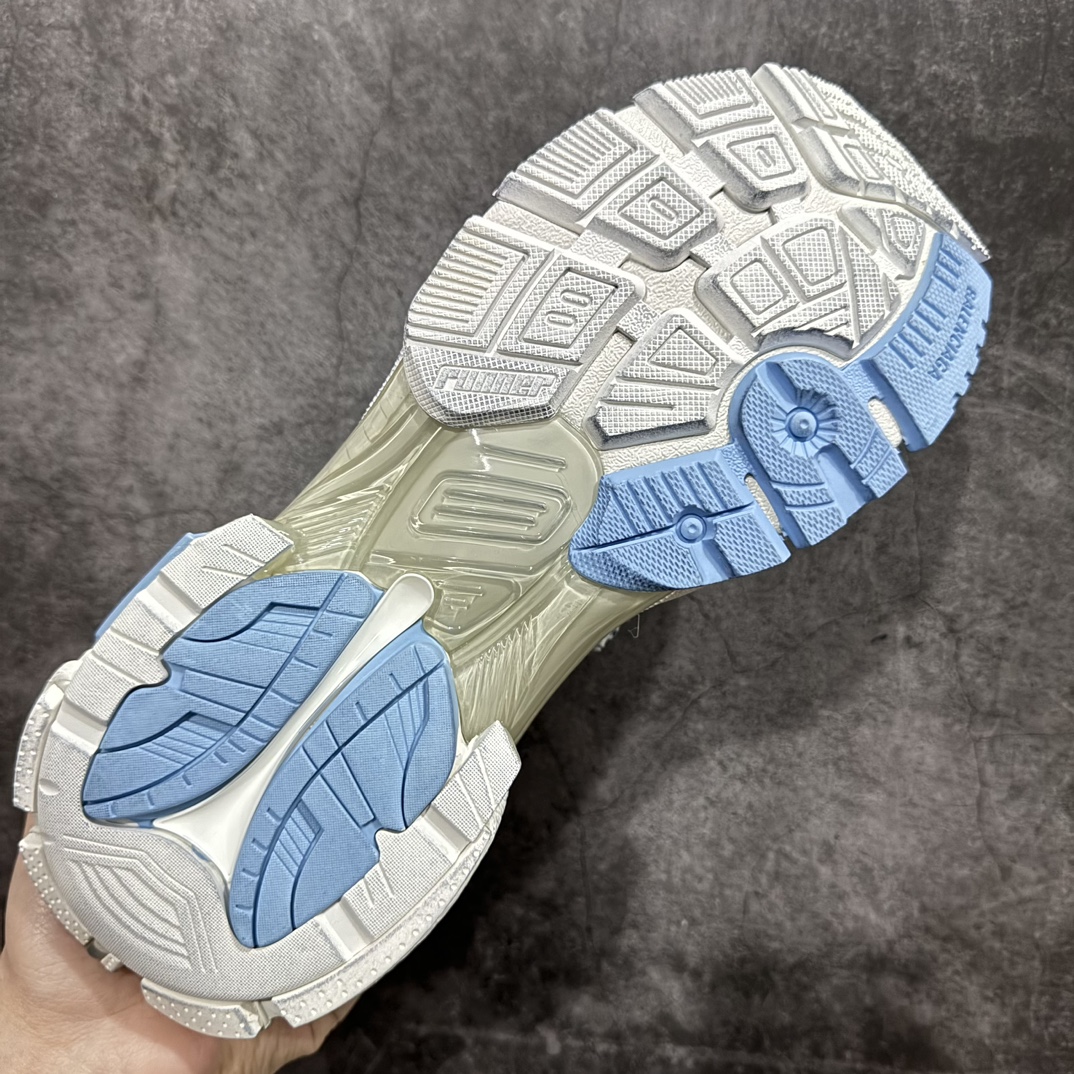 图片[9]-【XA版本】Balenciaga Runer 巴黎世家7代 破坏风 手工做旧款复古老爹鞋 白蓝做旧nn全新版本出货 核心配合工厂优势供应市场最优品质 鞋型细节做旧等都好于市场版本n不但比市场货好 而且比市场货便宜💪🏻n原厂点胶工艺同步原鞋 区别市面所有版本n非市面所有固定TPU，原厂订制胶棒 一切细节高端还原  ，欢迎挑刺💪🏻 尺码：35-46-莆田鞋批发中心