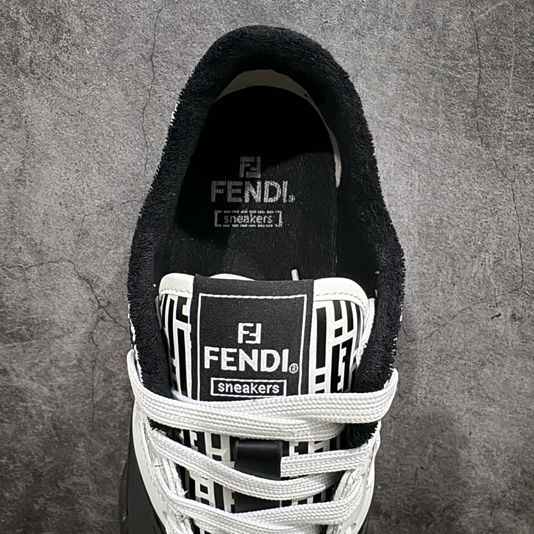 图片[8]-【海淘代购版】FENDI 芬迪 Match sneaters低帮运动鞋独家定制 全身20几个细节点全部做到一致还原 吊打市面所有版本 独家原装套装配件官方同源 渠道原装订单 全套专柜包装物及配件#鞋底嵌入核心防伪芯片感应装置 FENDI芬迪match最新爆款情侣款运动鞋板鞋原版购入 高工艺无缝细空胶技术 贴楦误差0.05mm,鞋底采用固特异内外锁死工艺 最大限度弯折永不开胶 原鞋一致效果环保无味 鞋面采用麂皮和皮革拼接组合 logo内里采用毛巾绒里 上脚超级柔软 轻便 舒适搭配卫衣  尺码：39 40 41 42 43 44 45 编码：KH480510-莆田鞋批发中心