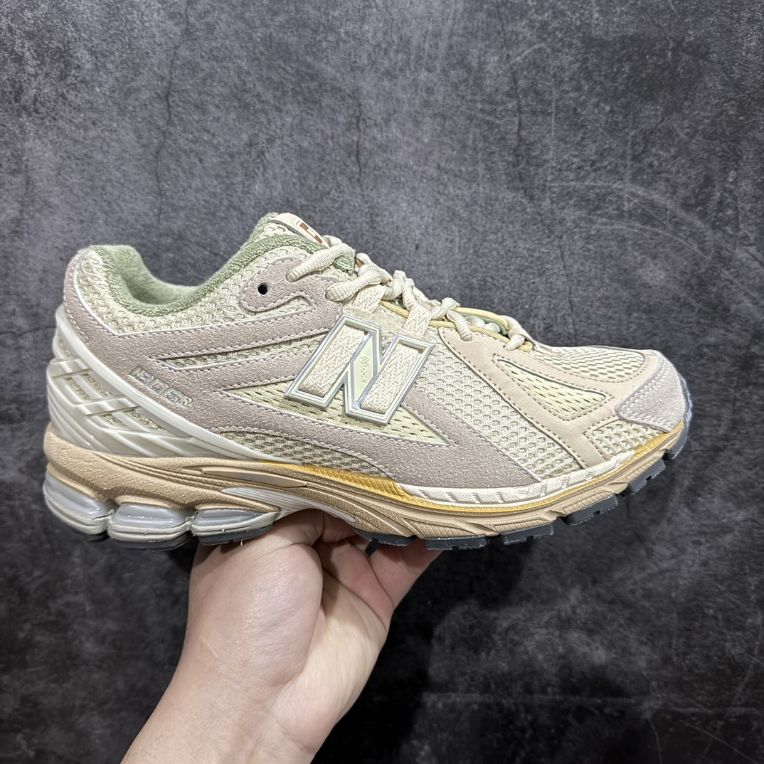 纯原版AuraleexNewBalanceM1906系列联名米色M1906RAU鞋侧N字Logo装饰有N